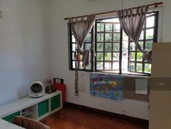 Peakview Estate (D16), Semi-Detached #281041011